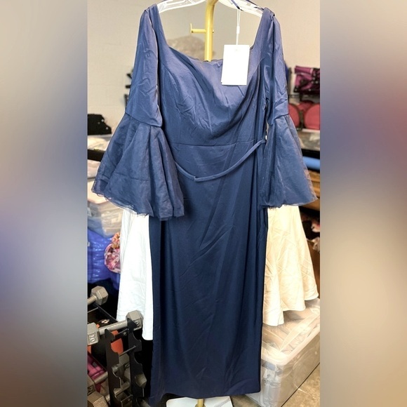 Mac Duggal 11233 Flounce Sleeve Square Neck Column Gown - Picture 2 of 10